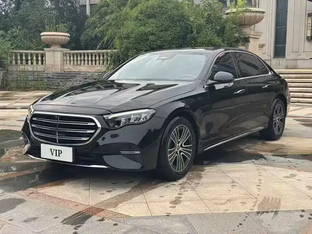 Mercedes-Benz E-Class 2025 E 260 L