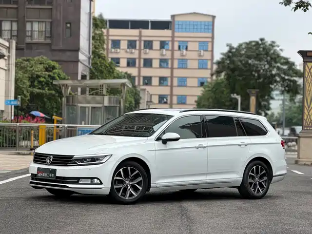 Volkswagen Variant