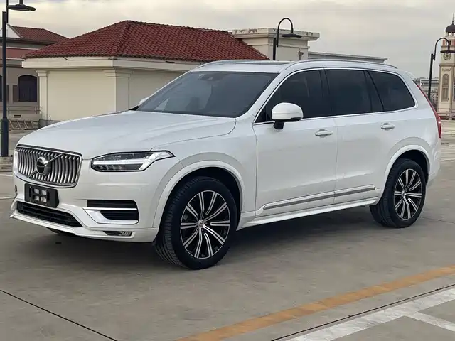 Volvo XC90 2021 B 5 7