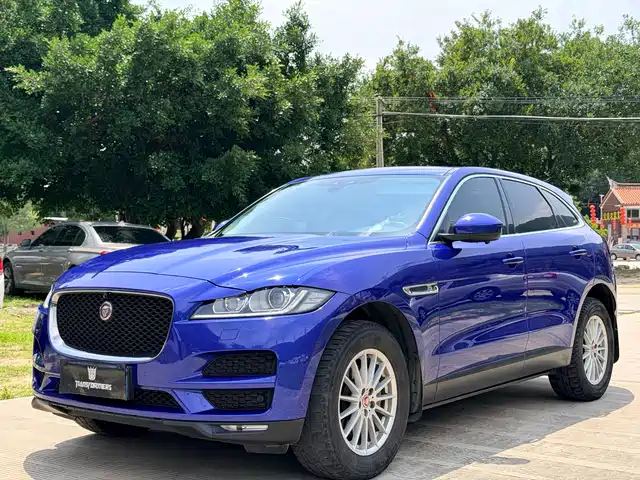 Jaguar F-PACE 2018 2.0 T 4 WD