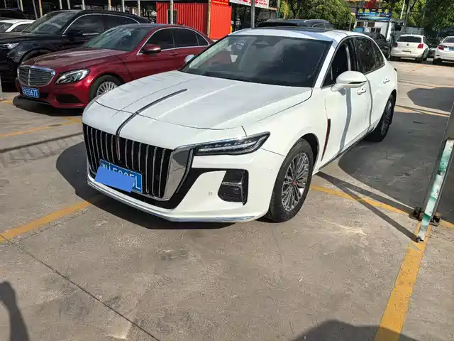 Hongqi H5 2023 1.5 T DCT