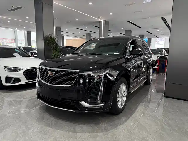 Cadillac XT 6 2021 28 T