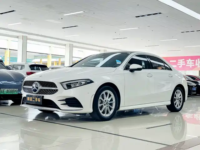 Mercedes-Benz A-Class 2022 A 200 L