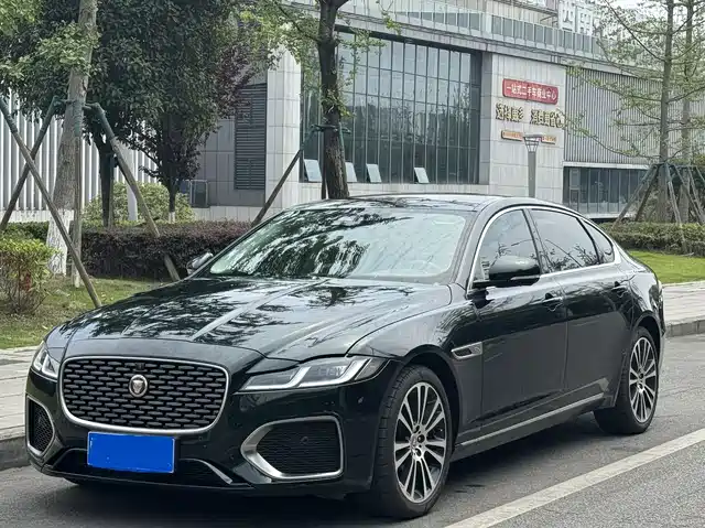 Jaguar XFL 2024 2.0 T P 250 2 WD