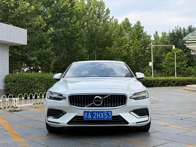 Volvo S 60 2021 T 4