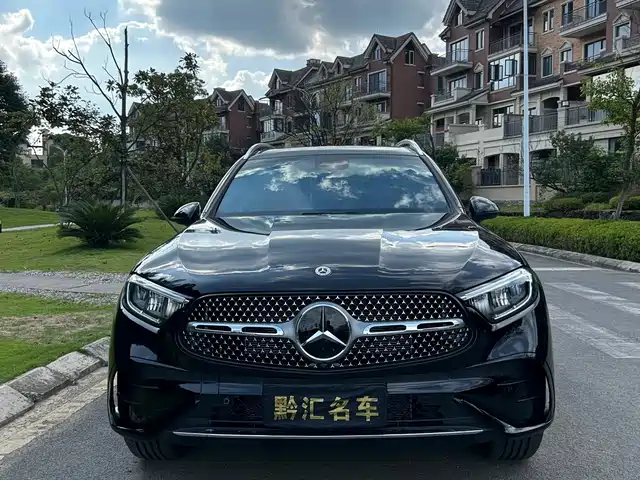 Mercedes-Benz GLC 2023 GLC 260 L 4 MATIC 5