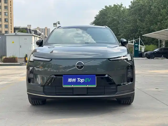 Volvo XC70 Hybrid 2026 4 WD Ultra