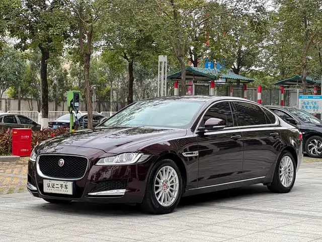 Jaguar XFL 2018 XFL 2.0 T 200 PS