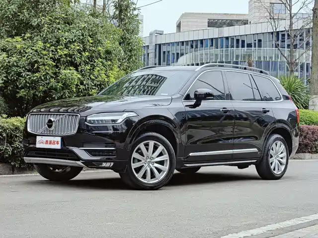 Volvo XC90 2018 T 5 5