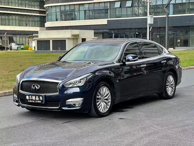 Infiniti Q70 2017 Q 70 L 2.5 L
