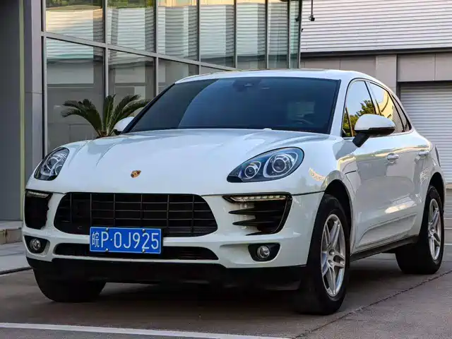 Porsche Macan 2017 Macan 2.0 T