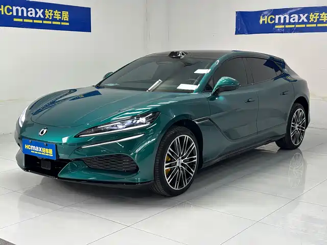 Denza Z 9 GT 2026 Flagship