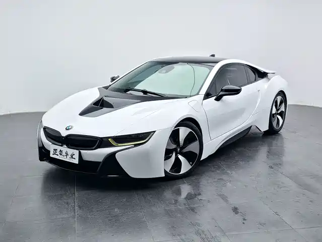 BMW i8 2014 Standard
