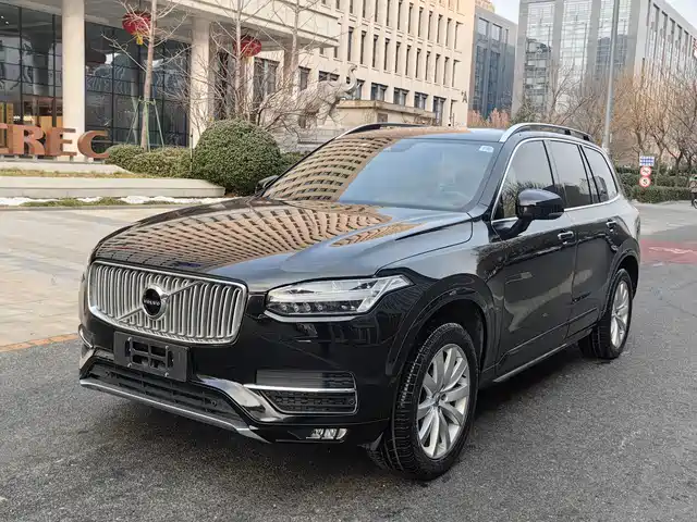 Volvo XC90 2018 T 6 7