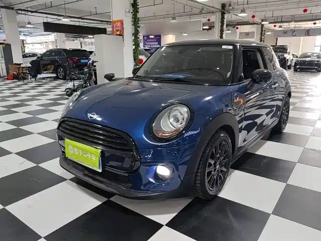 MINI Hatch
