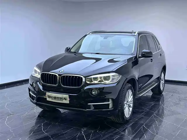 BMW X5 2014 x Drive 35i Leading