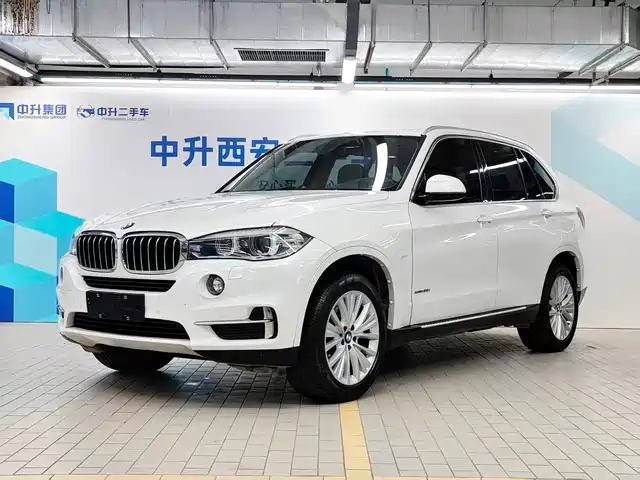 BMW X5 2015 x Drive 28i