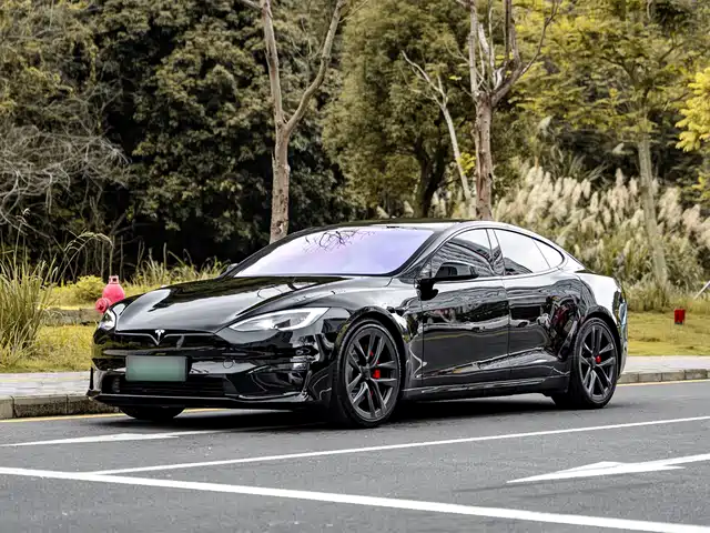 Tesla Model S 2023 Plaid
