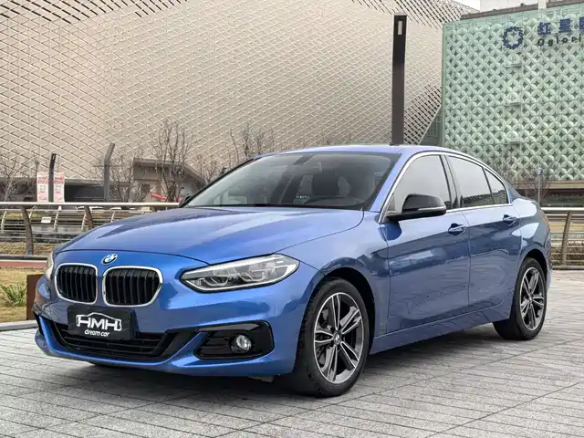 BMW 1-Series 2018 118i Sport