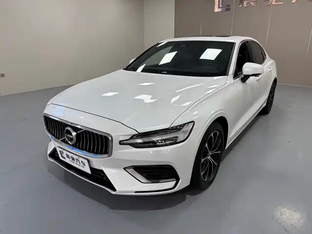 Volvo S60 2021 T 4