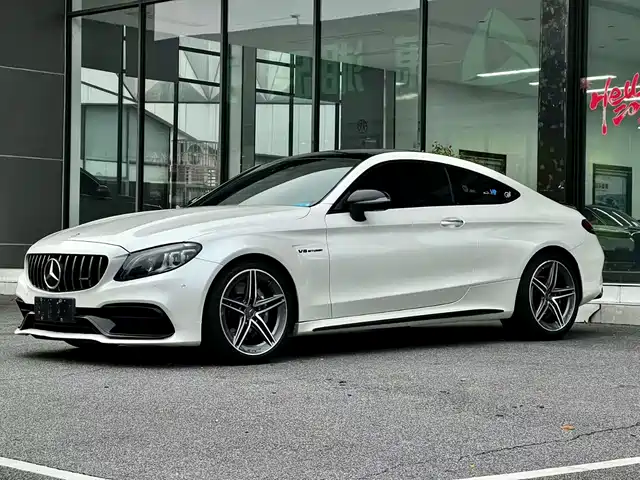 Mercedes-Benz C-Class 2019 AMG C 63