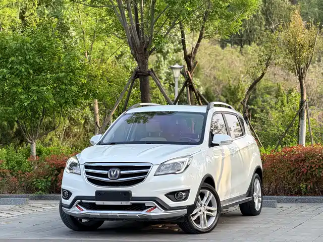 Changan CS35 2017 1.6 L ATLuxury