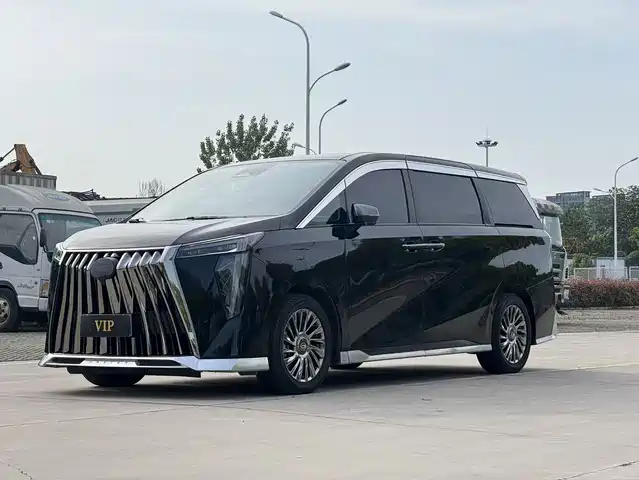Trumpchi M8 2023