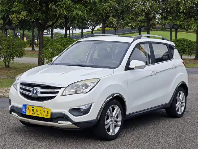 Changan CS35 2016 1.6 L ATLuxury V