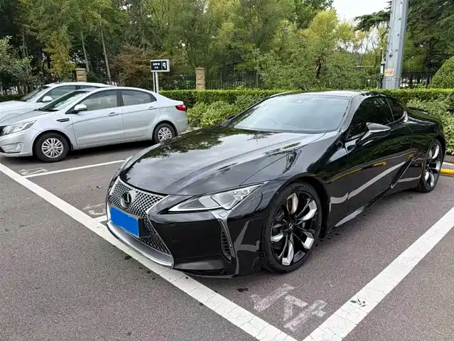 Lexus LC 2023 500h