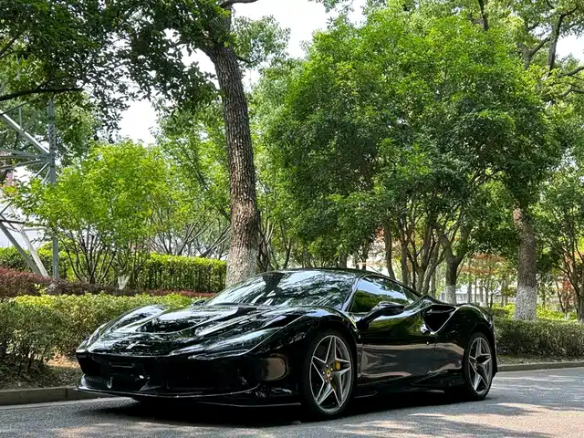 Ferrari F8 2019 Tributo 3.9 T V 8