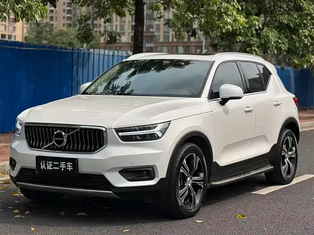 Volvo XC40 2020 T 4 4 WD