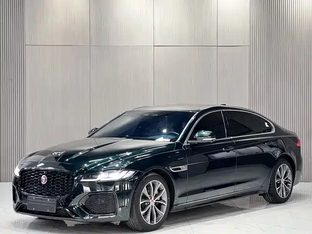 Jaguar XFL 2022 XFL 2.0 T P 250 2 WD