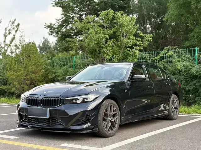 BMW 3-Series 2025 330 Li M