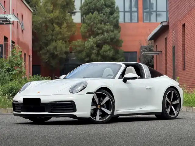 Porsche 911 2023 Targa 4 3.0 T