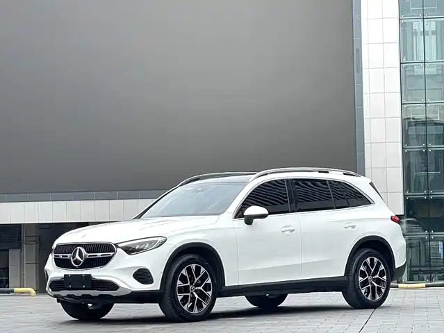 Mercedes-Benz GLC 2023 GLC 260 L 4 MATIC 5