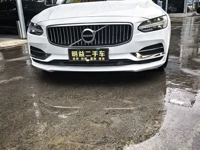 Volvo S90 2020 T 4