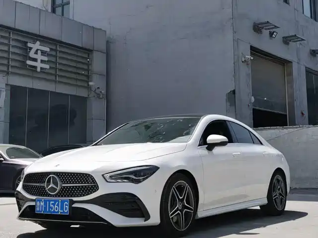 Mercedes-Benz CLA