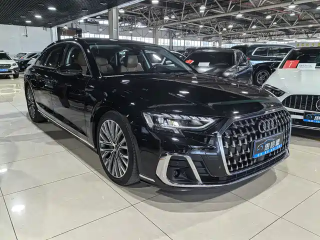 Audi A8 2023 A 8 L 50 TFSI quattro