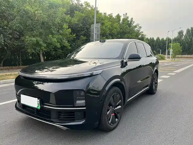 Li Auto L 8 2025 Pro