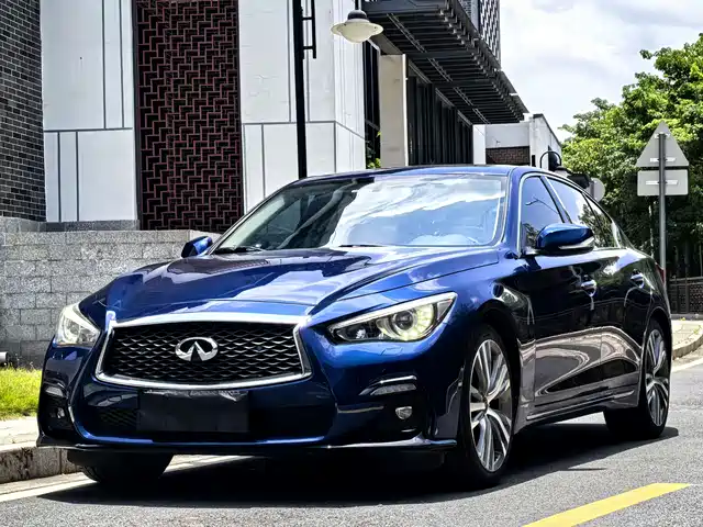 Infiniti Q 50 L 2018 2.0 T VI