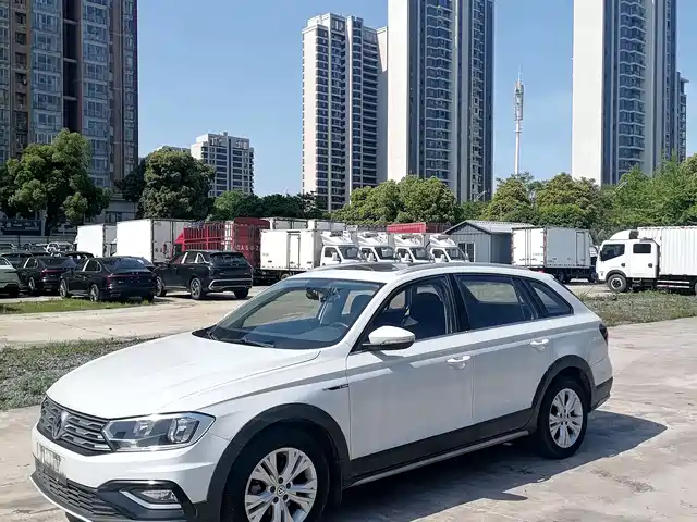 Volkswagen C-TREK 2017 1.6 L ATComfort