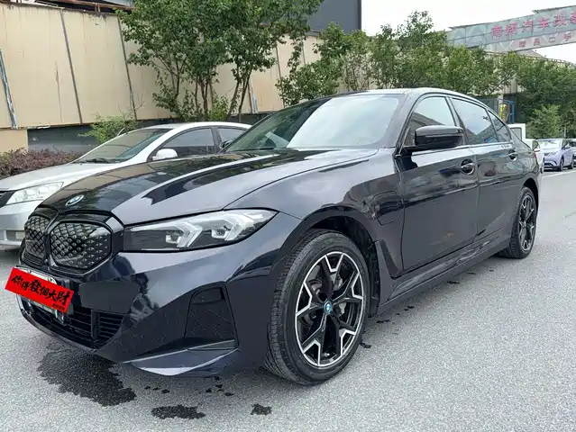 BMW i 3 2025 e Drive 40 L