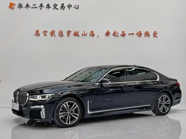BMW 7-Series 2021 730 Li M