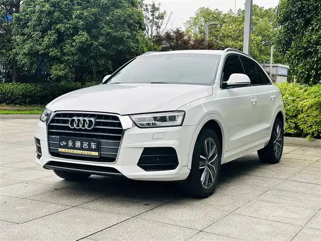 Audi Q3 2018 30 35 TFSI Sport