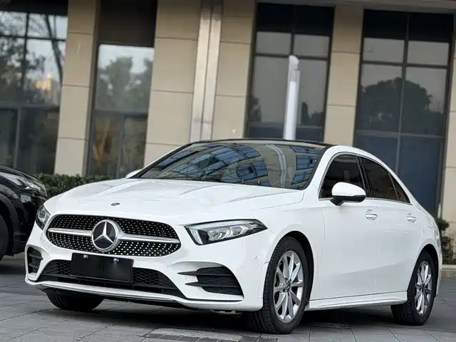 Mercedes-Benz A-Class 2020 A 200 L
