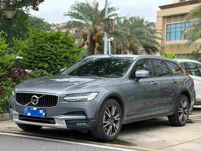 Volvo V 90 2019 Cross Country T 5 AWD V