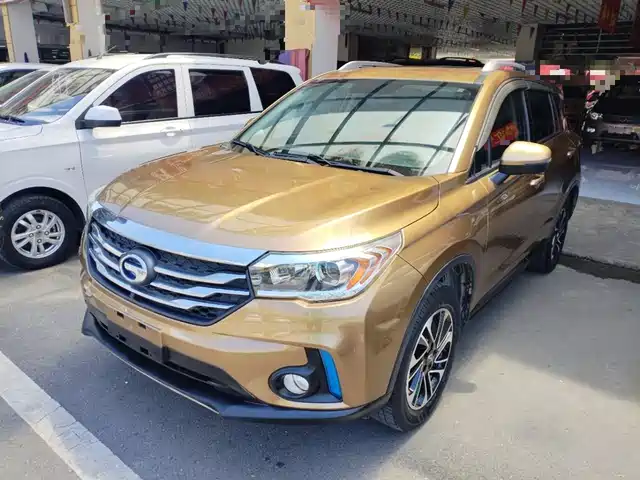 Trumpchi GS4 2017 235 T AT 2 WD