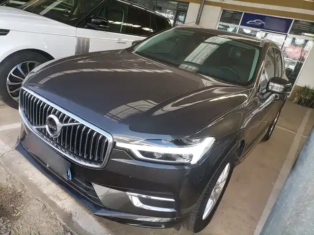 Volvo XC60 2019 T 5 4 WD V