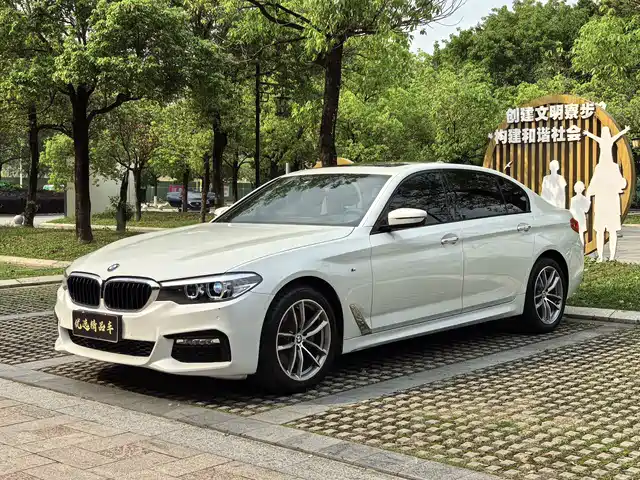 BMW 5-Series 2018 525 Li M