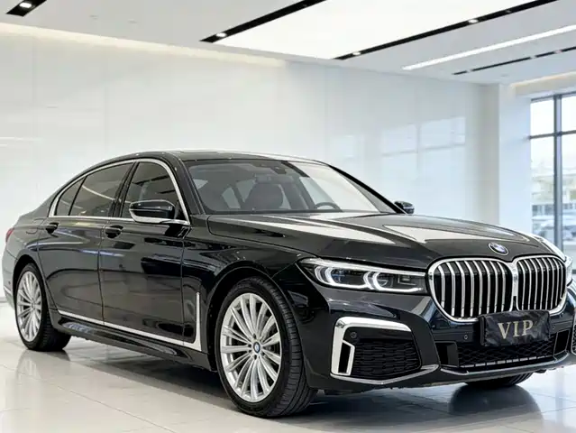 BMW 7-Series 2016 740 Li Leading